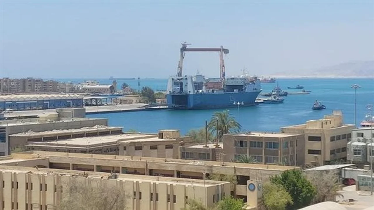 تداول 12 ألف طن من البضائع العامة داخل موانئ البحر الأحمر المصرية